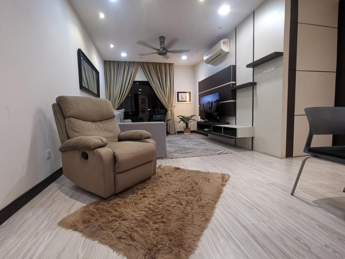Enarahomes Shah Alam Exterior foto