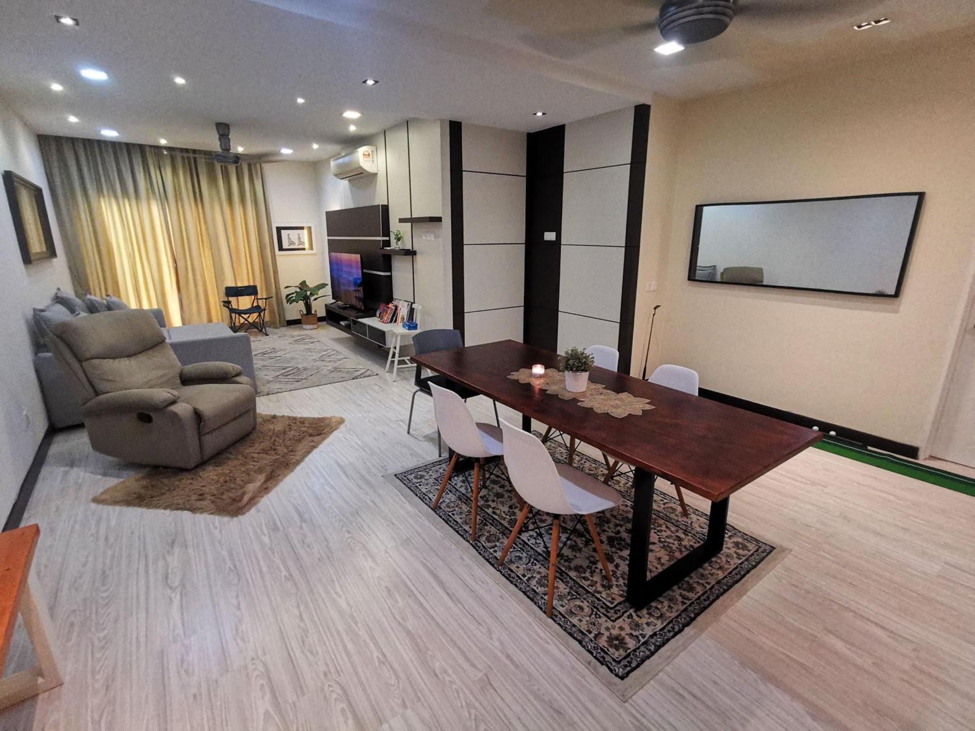 Enarahomes Shah Alam Exterior foto